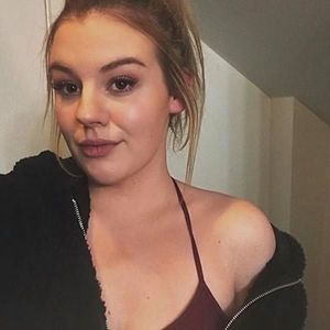 Meet your Posher, Pauline